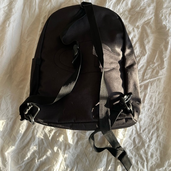 MINI BACKPACK. Like new condition; used only a handful of times - Picture 5 of 5